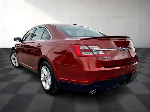 2014 Ford Taurus SEL