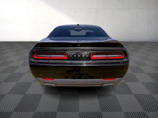 2015 Dodge Challenger SXT Plus