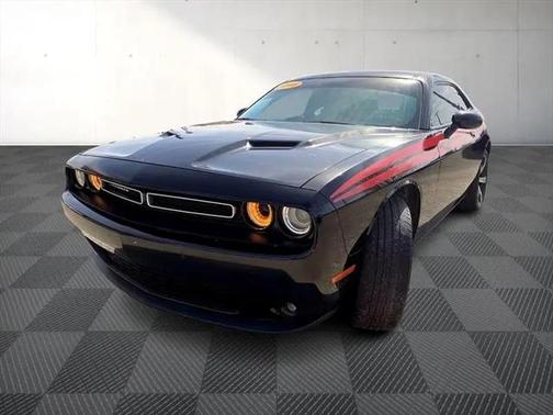2015 Dodge Challenger SXT Plus