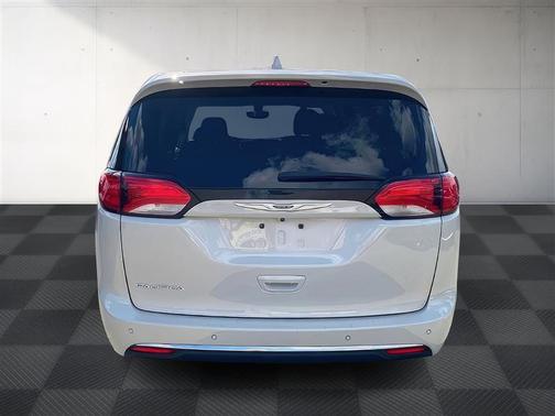 2019 Chrysler Pacifica Touring Plus