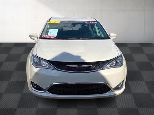 2019 Chrysler Pacifica Touring Plus