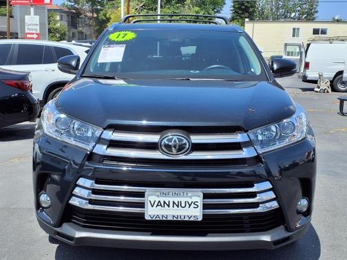 2017 Toyota Highlander Limited
