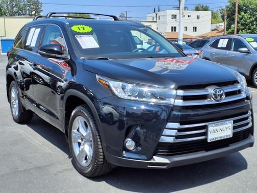 2017 Toyota Highlander Limited