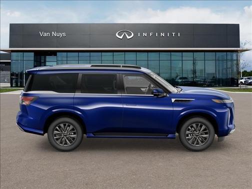 2025 INFINITI QX80 PURE