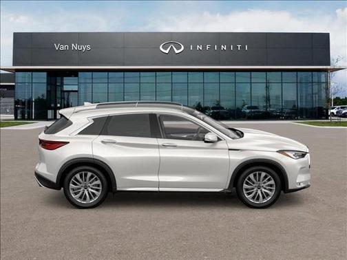 2025 INFINITI QX50 Luxe