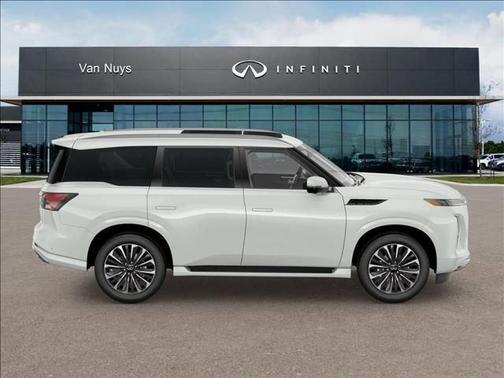 2025 INFINITI QX80 SENSORY