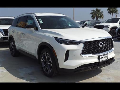 2025 INFINITI QX60 Luxe