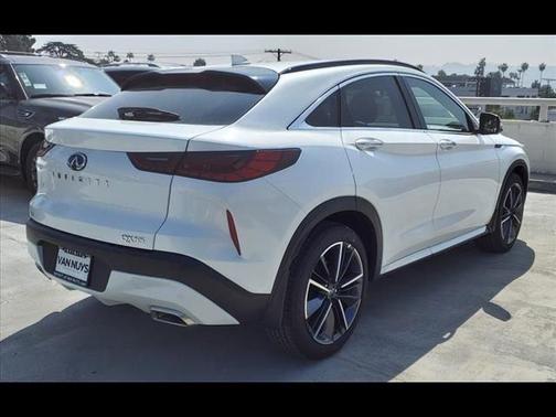 2025 INFINITI QX55 ESSENTIAL