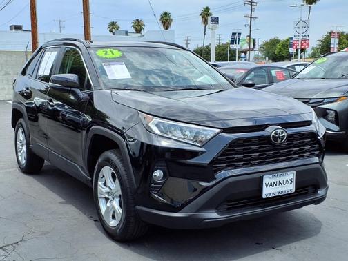 2021 Toyota RAV4 XLE