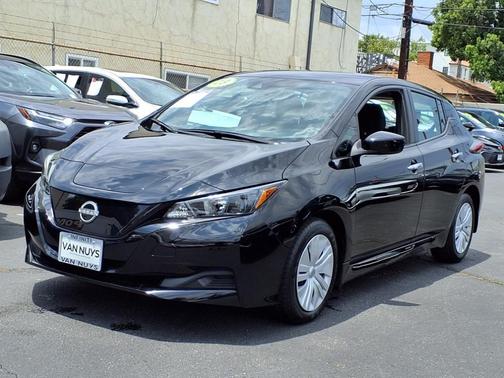 2023 Nissan Leaf S