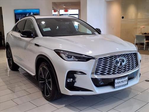 2025 INFINITI QX55 LUXE