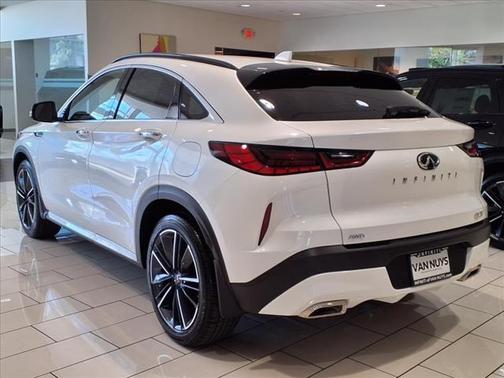 2025 INFINITI QX55 LUXE