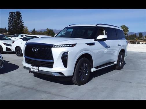 2025 INFINITI QX80 PURE