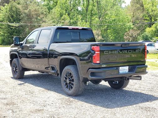 Black 2026 Chevrolet Silverado 2500 LT
