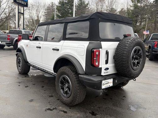 2022 Ford Bronco Badlands