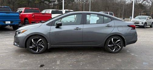 2023 Nissan Versa 1.6 S