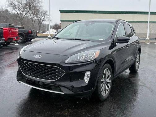 2020 Ford Escape Titanium