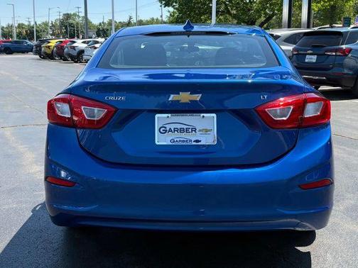 Kinetic Blue Metallic 2017 Chevrolet Cruze LT