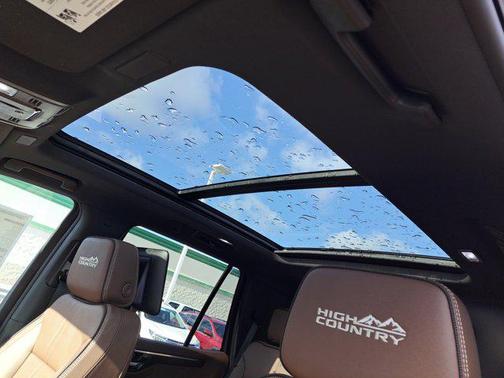 2026 Chevrolet Tahoe 4WD High Country