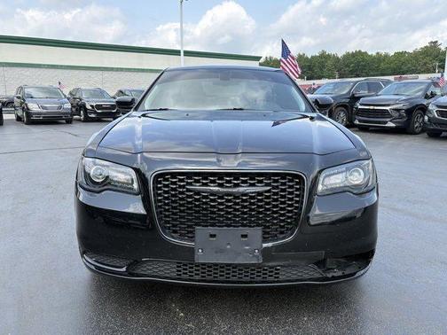2022 Chrysler 300 Touring