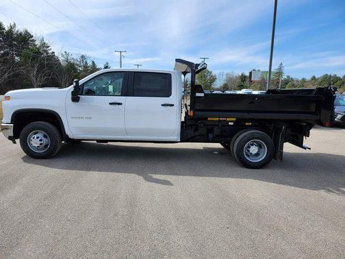 2025 Chevrolet Silverado 3500 WT