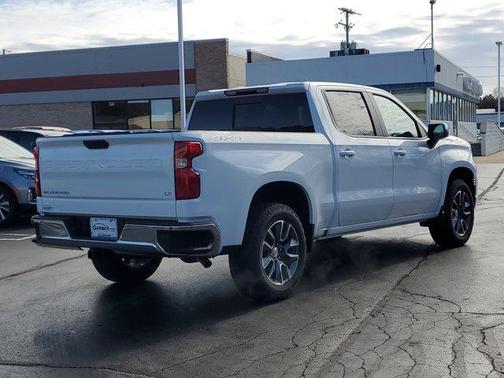Summit White 2026 Chevrolet Silverado 1500 LT