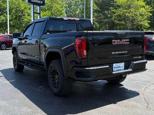 Onyx Black 2023 GMC Sierra 1500 AT4X