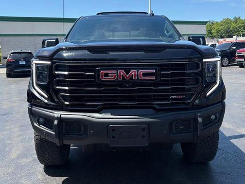 Onyx Black 2023 GMC Sierra 1500 AT4X
