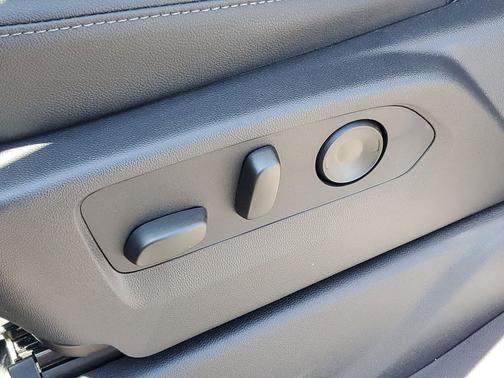 Sterling Gray Metallic 2026 Chevrolet Silverado 1500 LT Trail Boss