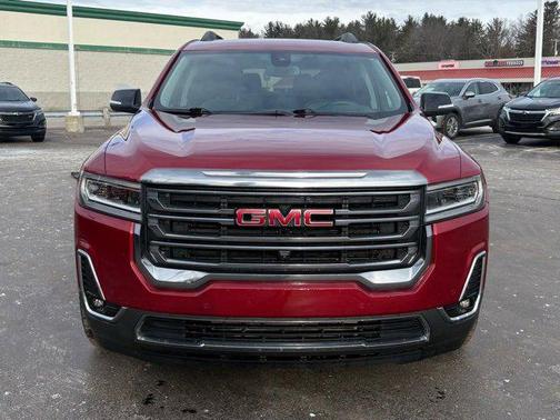 2023 GMC Acadia AWD AT4
