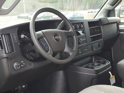 Summit White 2025 Chevrolet Express 3500 RWD 3500 Extended Wheelbase WT