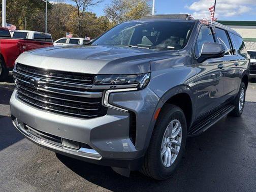 2022 Chevrolet Suburban LT