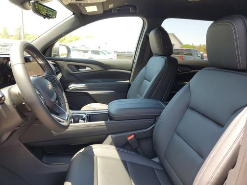 Sterling Gray Metallic 2026 Chevrolet Traverse LT