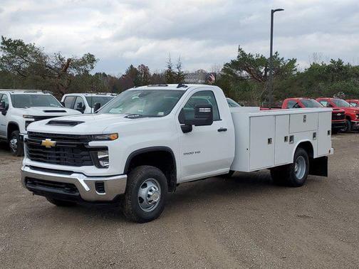 2026 Chevrolet Silverado 3500 WT