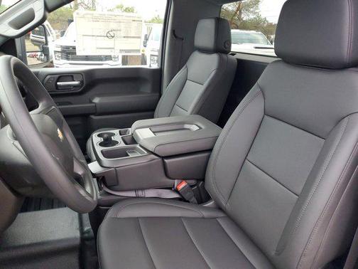 2026 Chevrolet Silverado 3500 WT