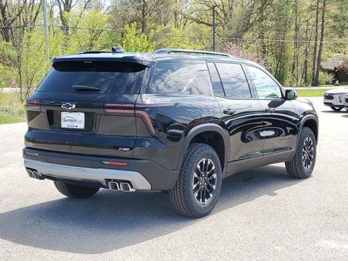 Mosaic Black Metallic 2026 Chevrolet Traverse AWD Z71