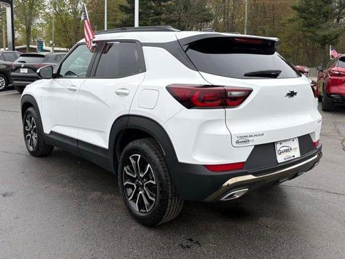 Summit White 2024 Chevrolet Trailblazer ACTIV