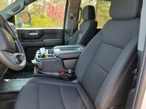 2025 Chevrolet Silverado 3500 WT