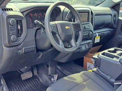 2025 Chevrolet Silverado 3500 WT