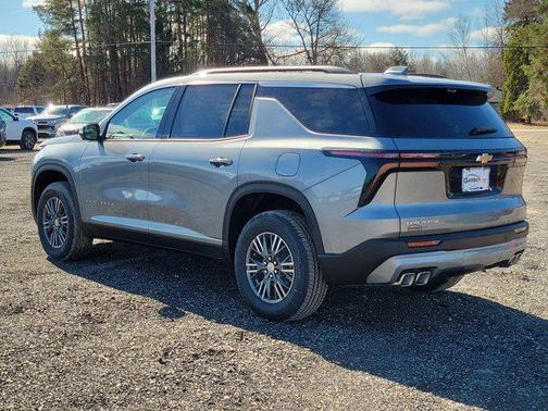 Sterling Gray Metallic 2026 Chevrolet Traverse LT