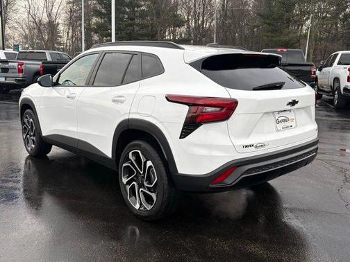 2025 Chevrolet Trax FWD 2RS