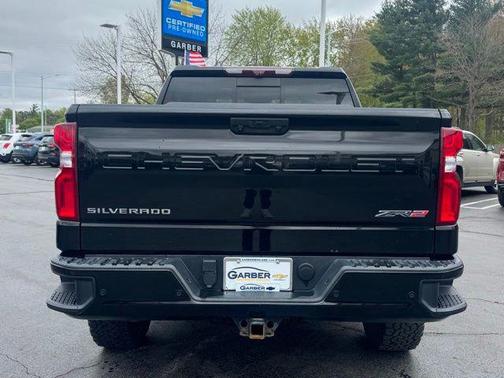 Black 2022 Chevrolet Silverado 1500 ZR2
