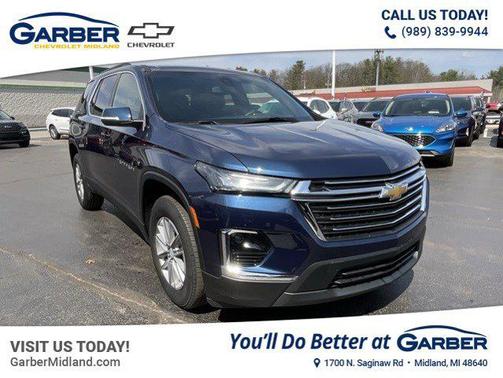 2023 Chevrolet Traverse LT Cloth