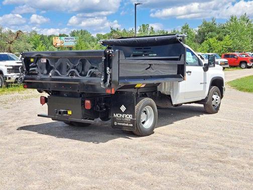 2025 Chevrolet Silverado 3500 WT