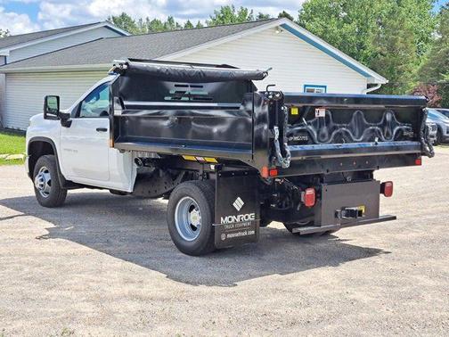 2025 Chevrolet Silverado 3500 WT