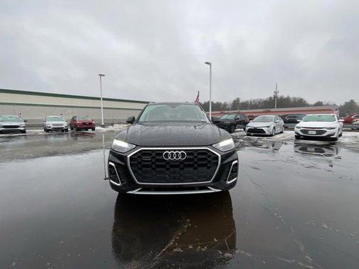 2023 Audi Q5 45 S line Premium Plus