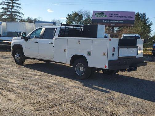 2025 Chevrolet Silverado 3500 WT
