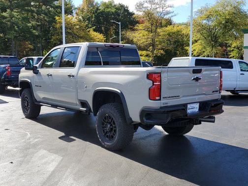 2026 Chevrolet Silverado 2500 ZR2