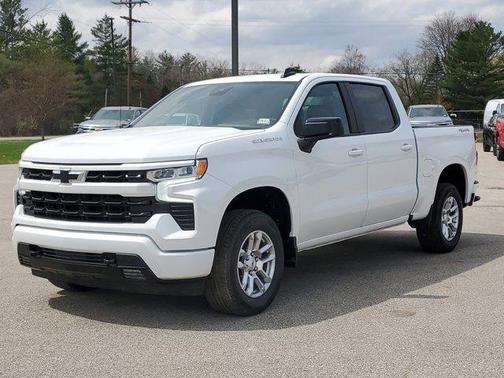 Summit White 2026 Chevrolet Silverado 1500 RST