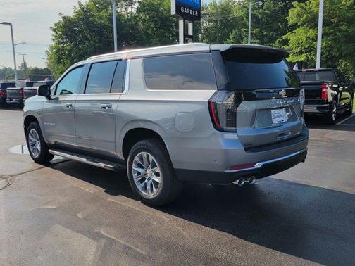 2025 Chevrolet Suburban Premier